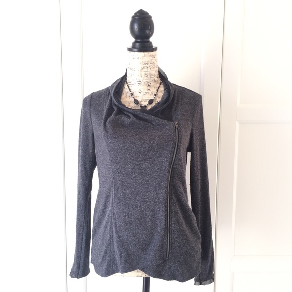 Simply Vera Vera Wang Sweaters - Simply Vera Wang Gray Moto Jacket Sweater